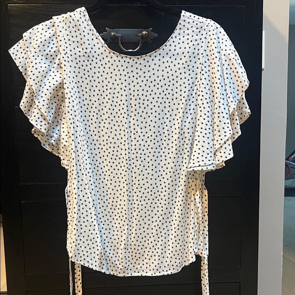 Zara Star Ruffle Sleeve Top w/ cut out/tie details- Black and White